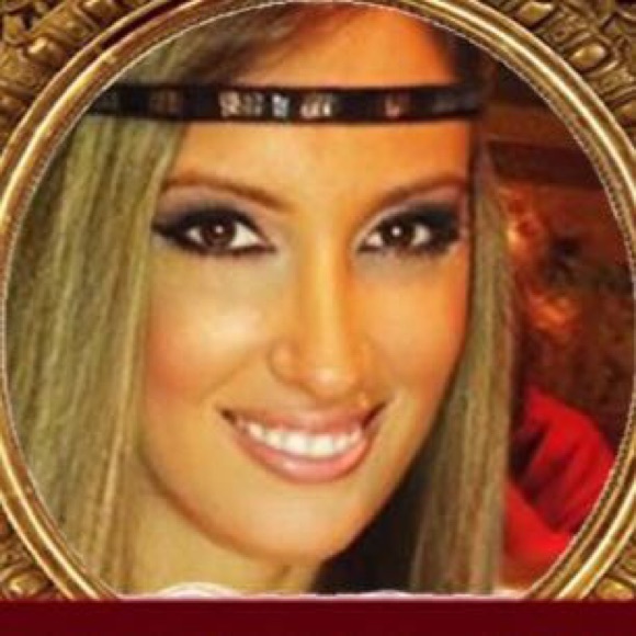 Meet your Posher, Chelsea - Picture 2 of 2